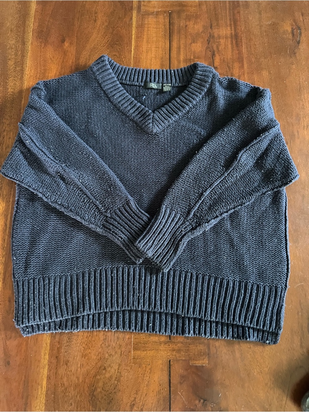 Women’s Navy V-Neck Oversized Knit Sweater | XS